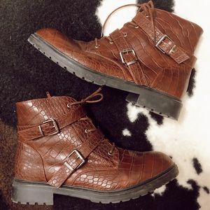 JustFab Shoes - Brown boots JustFab Shoes - Brown boots